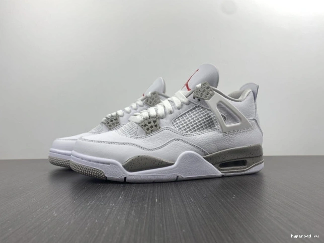 White Oreo CT8527-100 4 (2021) Retro Jordan 1112